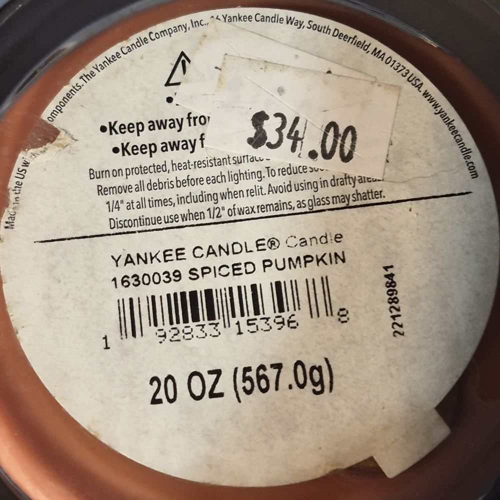 Yankee Candle Spiced Pumpkin with Orange and Brown Accents - Picture 2 of 3